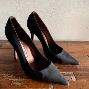 Manolo Blahnik Satin Pump